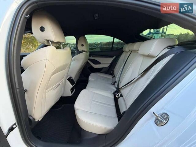 Білий Шкода Октавія, об'ємом двигуна 1.97 л та пробігом 55 тис. км за 33000 $, фото 33 на Automoto.ua