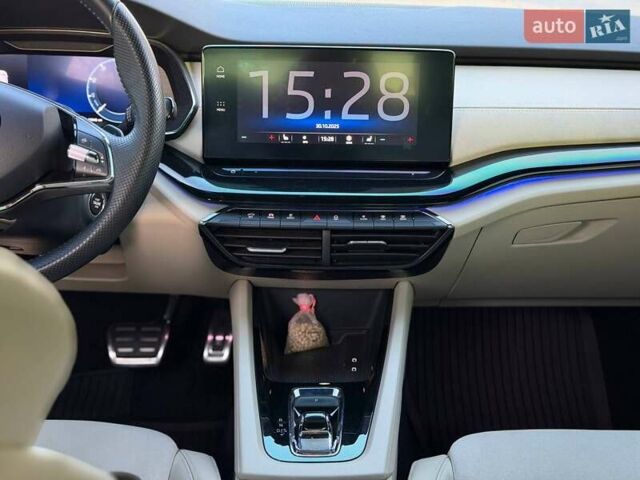 Білий Шкода Октавія, об'ємом двигуна 1.97 л та пробігом 55 тис. км за 33000 $, фото 46 на Automoto.ua