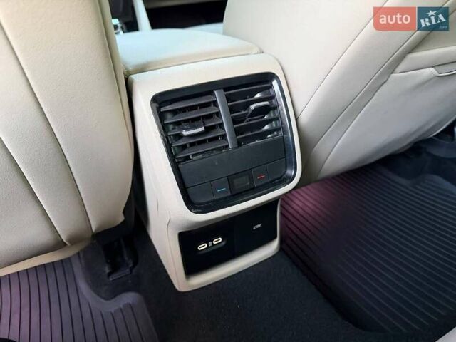 Білий Шкода Октавія, об'ємом двигуна 1.97 л та пробігом 55 тис. км за 33000 $, фото 42 на Automoto.ua