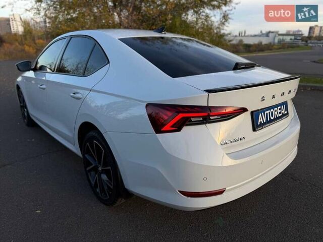 Білий Шкода Октавія, об'ємом двигуна 1.97 л та пробігом 55 тис. км за 33000 $, фото 30 на Automoto.ua