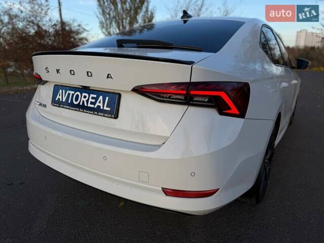 Білий Шкода Октавія, об'ємом двигуна 1.97 л та пробігом 55 тис. км за 33000 $, фото 27 на Automoto.ua