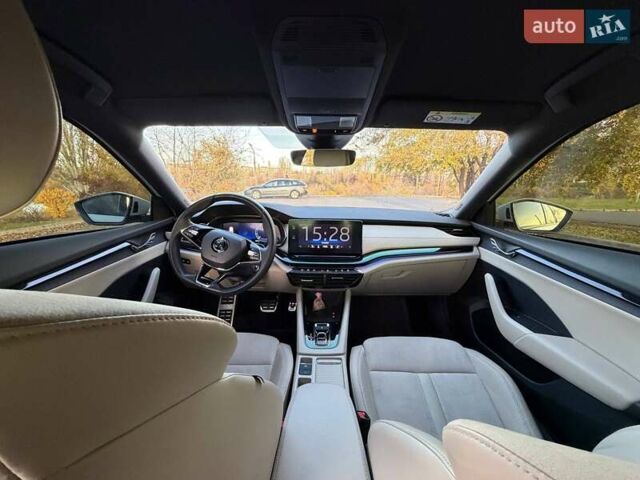 Білий Шкода Октавія, об'ємом двигуна 1.97 л та пробігом 55 тис. км за 33000 $, фото 43 на Automoto.ua