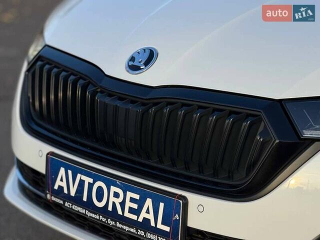 Білий Шкода Октавія, об'ємом двигуна 1.97 л та пробігом 55 тис. км за 33000 $, фото 7 на Automoto.ua