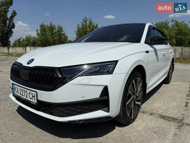 Белый Шкода Октавия, объемом двигателя 1.4 л и пробегом 8 тыс. км за 34850 $, фото 15 на Automoto.ua