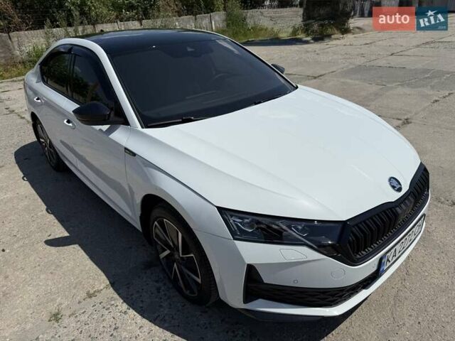 Белый Шкода Октавия, объемом двигателя 1.4 л и пробегом 8 тыс. км за 34850 $, фото 6 на Automoto.ua