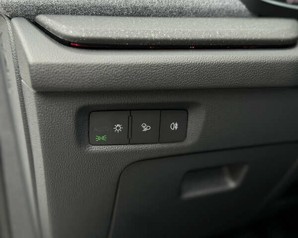 Шкода Октавия 2024 в Одессе на Automoto.ua Белый Шкода Октавия, объемом двигателя 1.5 л и пробегом 1 тыс. км за 37000 $, фото 16 на Automoto.ua