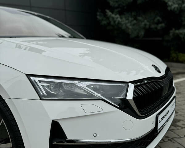 Шкода Октавия 2024 в Одессе на Automoto.ua Белый Шкода Октавия, объемом двигателя 1.5 л и пробегом 1 тыс. км за 37000 $, фото 4 на Automoto.ua