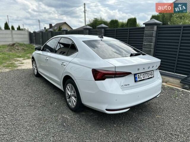 Белый Шкода Октавия, объемом двигателя 1.4 л и пробегом 44 тыс. км за 26400 $, фото 2 на Automoto.ua