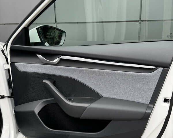 Шкода Октавия 2024 в Одессе на Automoto.ua Белый Шкода Октавия, объемом двигателя 1.5 л и пробегом 1 тыс. км за 37000 $, фото 34 на Automoto.ua