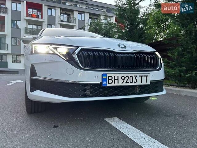 Белый Шкода Октавия, объемом двигателя 1.5 л и пробегом 12 тыс. км за 33300 $, фото 11 на Automoto.ua