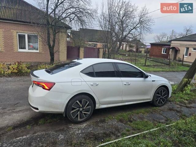 Белый Шкода Октавия, объемом двигателя 1.4 л и пробегом 12 тыс. км за 32000 $, фото 2 на Automoto.ua