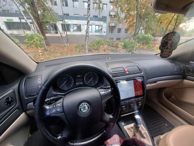 Бежевий Шкода Октавія, об'ємом двигуна 1.6 л та пробігом 250 тис. км за 6400 $, фото 4 на Automoto.ua