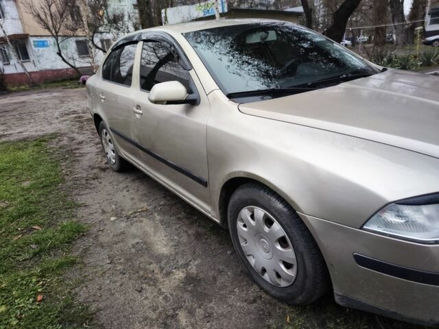 Бежевый Шкода Октавия, объемом двигателя 1.9 л и пробегом 400 тыс. км за 3500 $, фото 3 на Automoto.ua