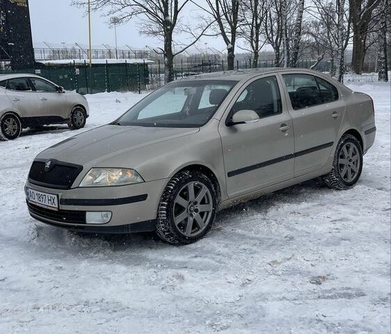 Бежевый Шкода Октавия, объемом двигателя 1.6 л и пробегом 240 тыс. км за 4500 $, фото 14 на Automoto.ua