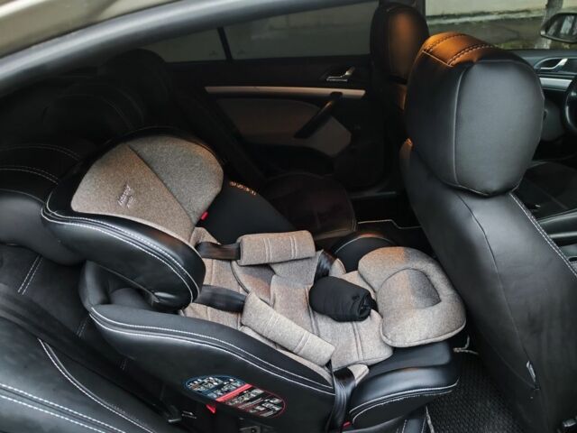 Бежевый Шкода Октавия, объемом двигателя 1.9 л и пробегом 400 тыс. км за 3500 $, фото 9 на Automoto.ua