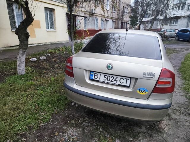 Бежевый Шкода Октавия, объемом двигателя 1.9 л и пробегом 400 тыс. км за 3500 $, фото 4 на Automoto.ua