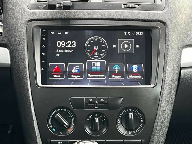 Бежевий Шкода Октавія, об'ємом двигуна 1.6 л та пробігом 311 тис. км за 6138 $, фото 12 на Automoto.ua