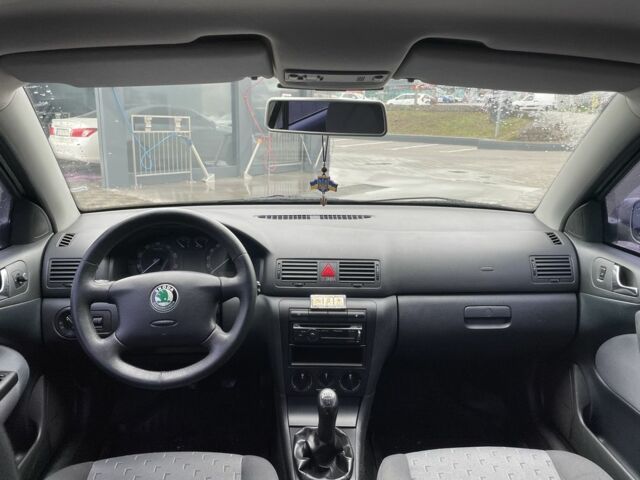 Бежевый Шкода Октавия, объемом двигателя 1.6 л и пробегом 138 тыс. км за 6500 $, фото 12 на Automoto.ua