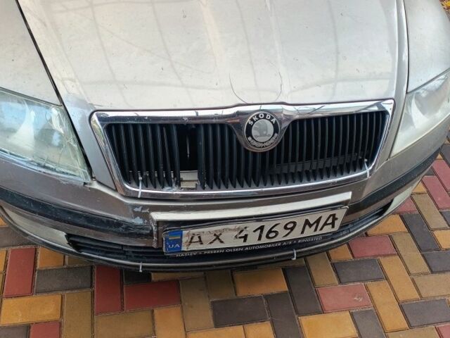 Бежевый Шкода Октавия, объемом двигателя 1.6 л и пробегом 200 тыс. км за 4500 $, фото 7 на Automoto.ua