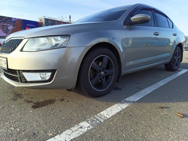 Бежевий Шкода Октавія, об'ємом двигуна 1.4 л та пробігом 199 тис. км за 9800 $, фото 2 на Automoto.ua