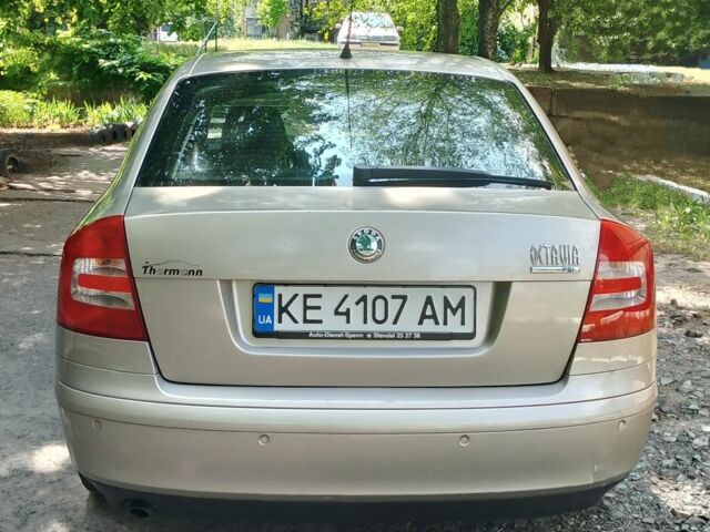 Бежевый Шкода Октавия, объемом двигателя 1.6 л и пробегом 189 тыс. км за 5800 $, фото 3 на Automoto.ua