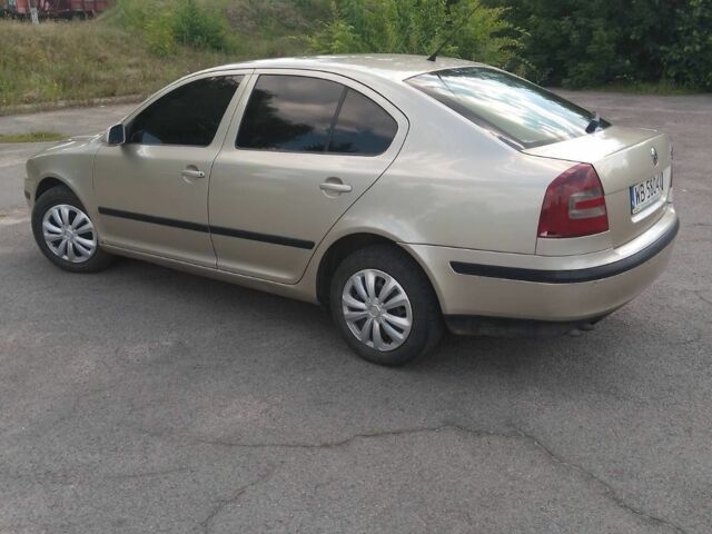 Бежевый Шкода Октавия, объемом двигателя 1.9 л и пробегом 230 тыс. км за 2400 $, фото 1 на Automoto.ua