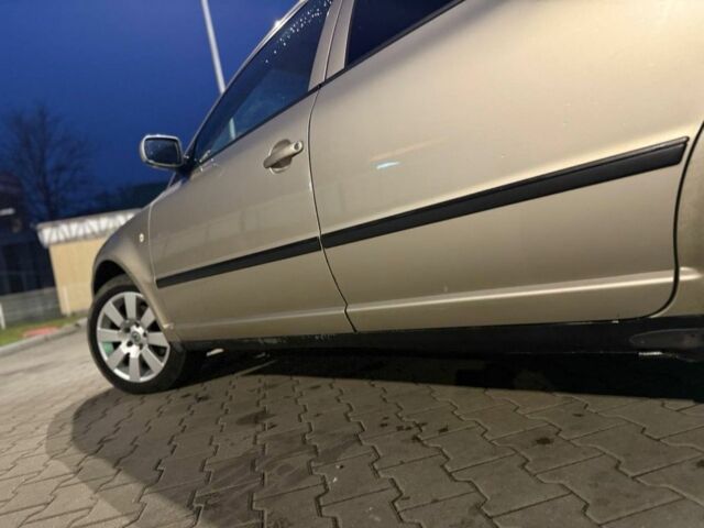 Бежевый Шкода Октавия, объемом двигателя 1.9 л и пробегом 300 тыс. км за 2650 $, фото 9 на Automoto.ua