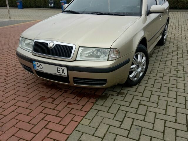 Бежевий Шкода Октавія, об'ємом двигуна 1.9 л та пробігом 320 тис. км за 3950 $, фото 1 на Automoto.ua