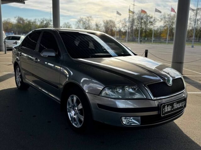 Бежевый Шкода Октавия, объемом двигателя 0 л и пробегом 233 тыс. км за 5900 $, фото 2 на Automoto.ua