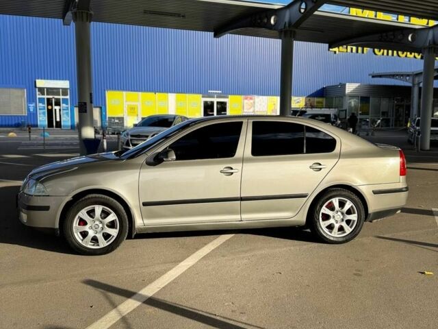 Бежевый Шкода Октавия, объемом двигателя 0 л и пробегом 233 тыс. км за 5900 $, фото 3 на Automoto.ua