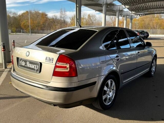 Бежевый Шкода Октавия, объемом двигателя 0 л и пробегом 233 тыс. км за 5900 $, фото 4 на Automoto.ua