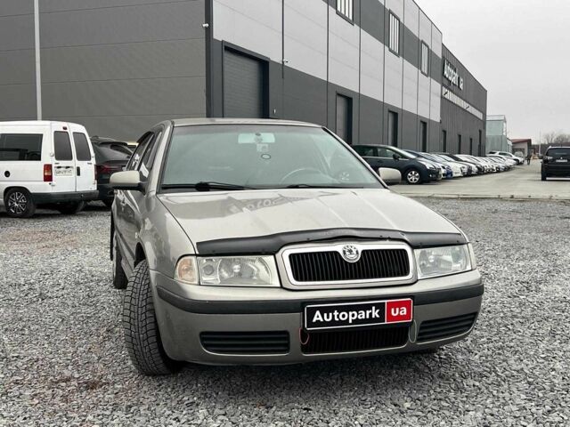 Бежевый Шкода Октавия, объемом двигателя 1.6 л и пробегом 276 тыс. км за 4490 $, фото 2 на Automoto.ua