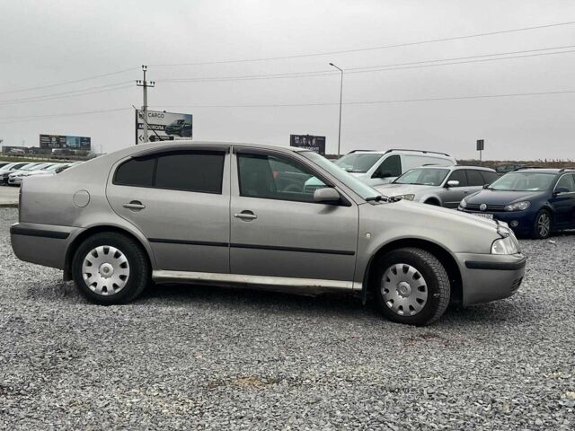 Бежевый Шкода Октавия, объемом двигателя 1.6 л и пробегом 276 тыс. км за 4490 $, фото 5 на Automoto.ua