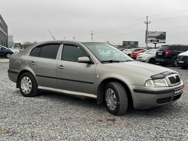 Бежевый Шкода Октавия, объемом двигателя 1.6 л и пробегом 276 тыс. км за 4490 $, фото 4 на Automoto.ua