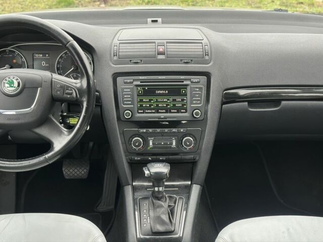 Бежевый Шкода Октавия, объемом двигателя 1.8 л и пробегом 231 тыс. км за 9350 $, фото 11 на Automoto.ua