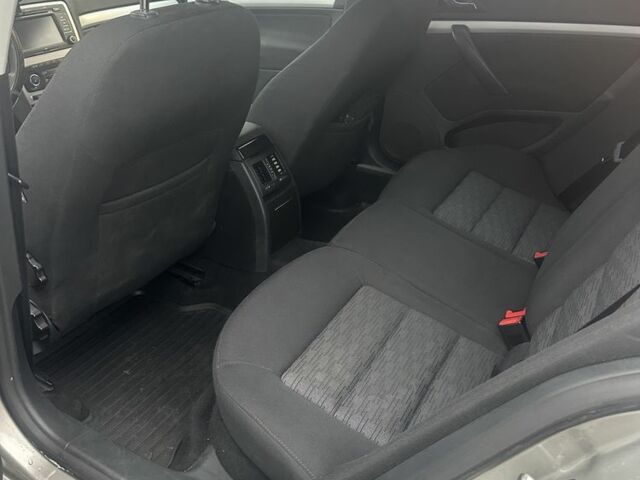 Бежевий Шкода Октавія, об'ємом двигуна 1.8 л та пробігом 172 тис. км за 7500 $, фото 10 на Automoto.ua