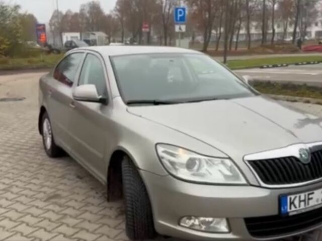 Бежевый Шкода Октавия, объемом двигателя 1.6 л и пробегом 1 тыс. км за 3500 $, фото 4 на Automoto.ua
