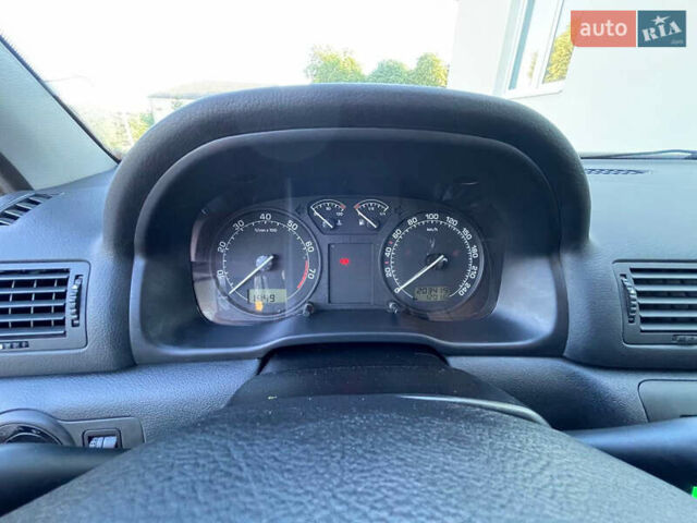 Бежевый Шкода Октавия, объемом двигателя 1.6 л и пробегом 207 тыс. км за 5299 $, фото 30 на Automoto.ua