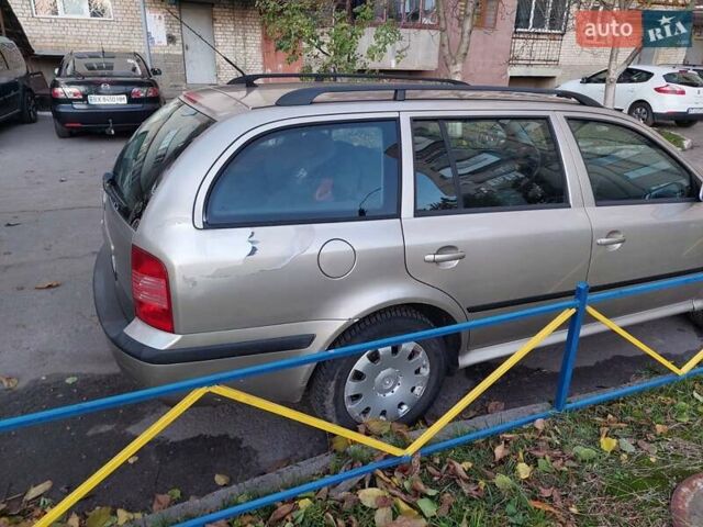 Шкода Октавия 2004 в Хмельницком на Automoto.ua Бежевый Шкода Октавия, объемом двигателя 1.6 л и пробегом 252 тыс. км за 4500 $, фото 19 на Automoto.ua