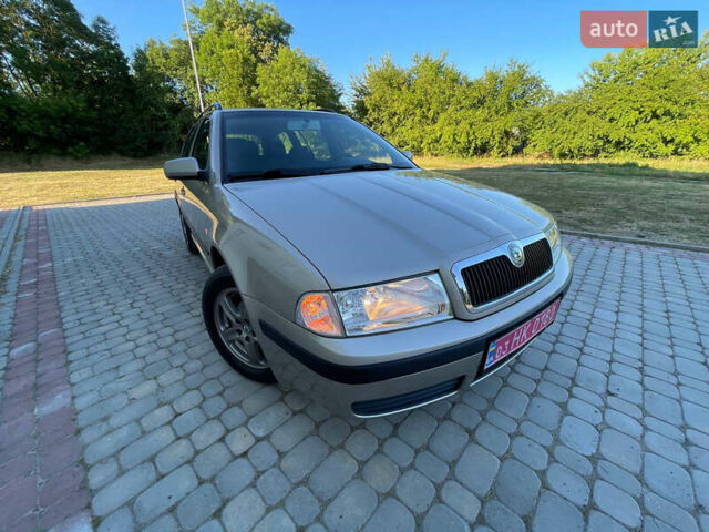 Бежевый Шкода Октавия, объемом двигателя 1.6 л и пробегом 207 тыс. км за 5299 $, фото 13 на Automoto.ua