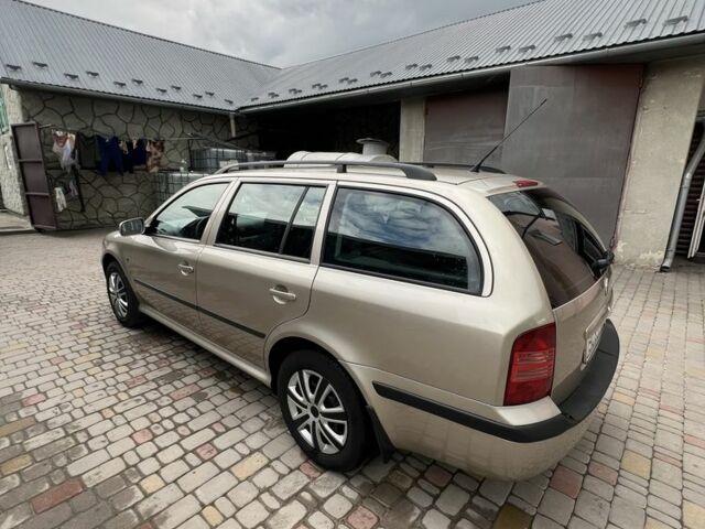 Бежевый Шкода Октавия, объемом двигателя 1.6 л и пробегом 291 тыс. км за 4299 $, фото 6 на Automoto.ua