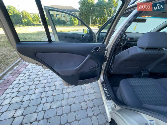 Бежевий Шкода Октавія, об'ємом двигуна 1.6 л та пробігом 203 тис. км за 5699 $, фото 37 на Automoto.ua