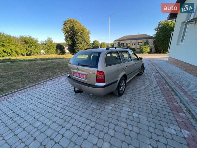 Бежевый Шкода Октавия, объемом двигателя 1.6 л и пробегом 207 тыс. км за 5299 $, фото 12 на Automoto.ua