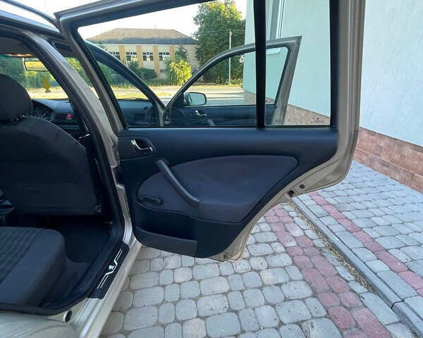 Бежевый Шкода Октавия, объемом двигателя 1.6 л и пробегом 207 тыс. км за 5299 $, фото 20 на Automoto.ua