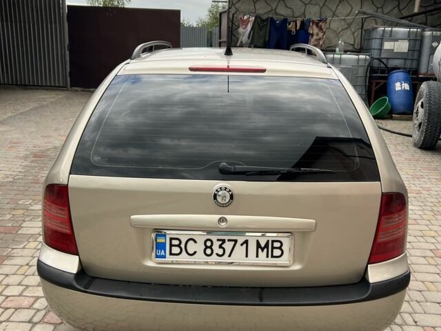 Бежевый Шкода Октавия, объемом двигателя 1.6 л и пробегом 291 тыс. км за 4299 $, фото 5 на Automoto.ua