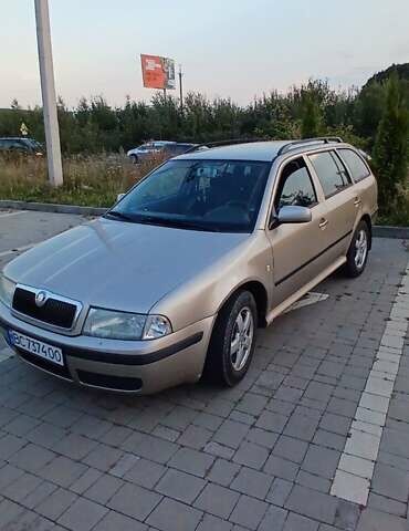 Бежевий Шкода Октавія, об'ємом двигуна 1.6 л та пробігом 225 тис. км за 5105 $, фото 4 на Automoto.ua