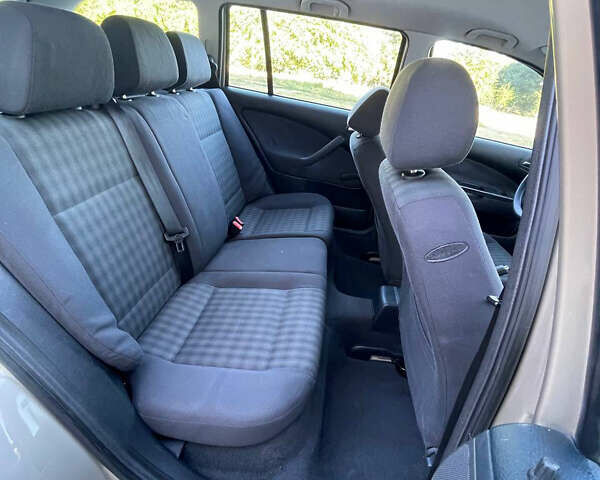 Бежевый Шкода Октавия, объемом двигателя 1.6 л и пробегом 207 тыс. км за 5299 $, фото 21 на Automoto.ua