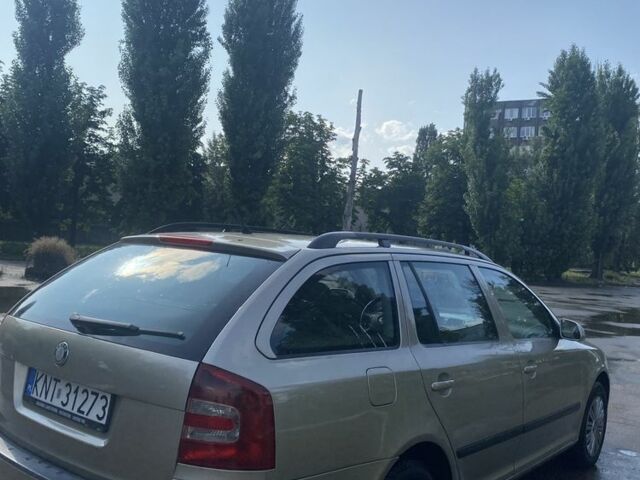 Бежевий Шкода Октавія, об'ємом двигуна 1.9 л та пробігом 341 тис. км за 2850 $, фото 3 на Automoto.ua