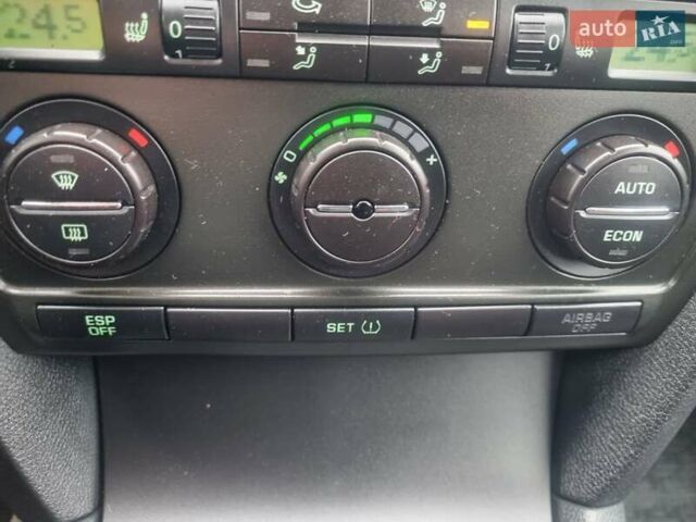 Бежевый Шкода Октавия, объемом двигателя 1.6 л и пробегом 189 тыс. км за 6700 $, фото 22 на Automoto.ua