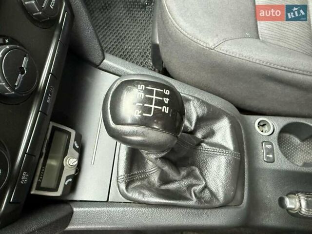 Бежевый Шкода Октавия, объемом двигателя 2 л и пробегом 248 тыс. км за 4850 $, фото 1 на Automoto.ua